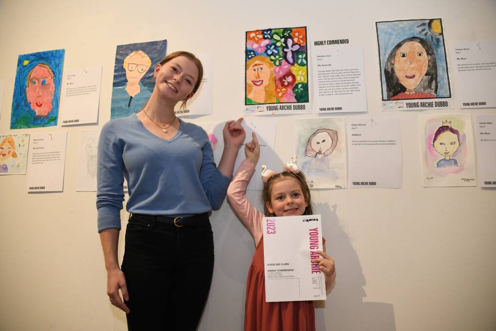 Young artist Madeline Clark (Right) with Carrigan Baker (Left), the role model she painted in her winning picture 'My Aunty Bo' Picture by Amy McIntyre
