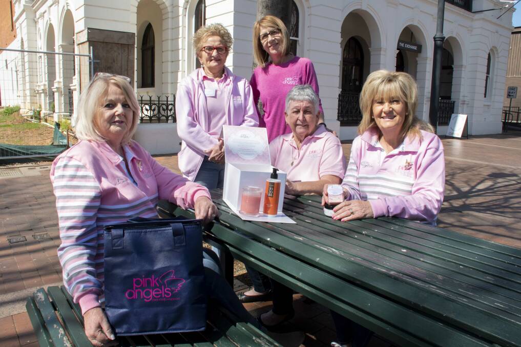 Angels Margo Green, Pam Urquhart, Jenny Hall, Sharon Smith and Sue Gavenlock. Picture from file
