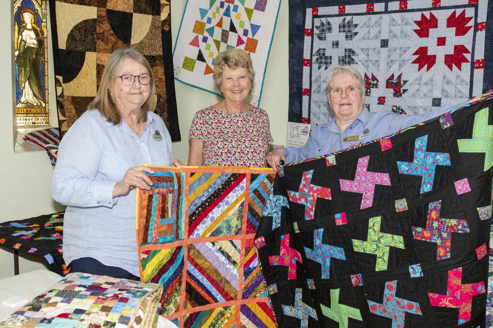 Leonie Kerr, Charmaine Sefton and Meg O'Brien at the Dubbo Patchwork and Quilters group's 2023 exhibition. Picture by Belinda Soole