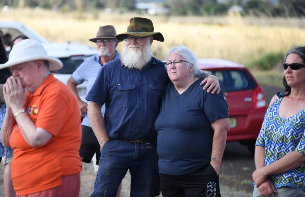 Margie McDonell and her husband Jim (centre) live down the road from the proposed site for Dubbo's rehabilitation centre. Picture by Amy McIntyre