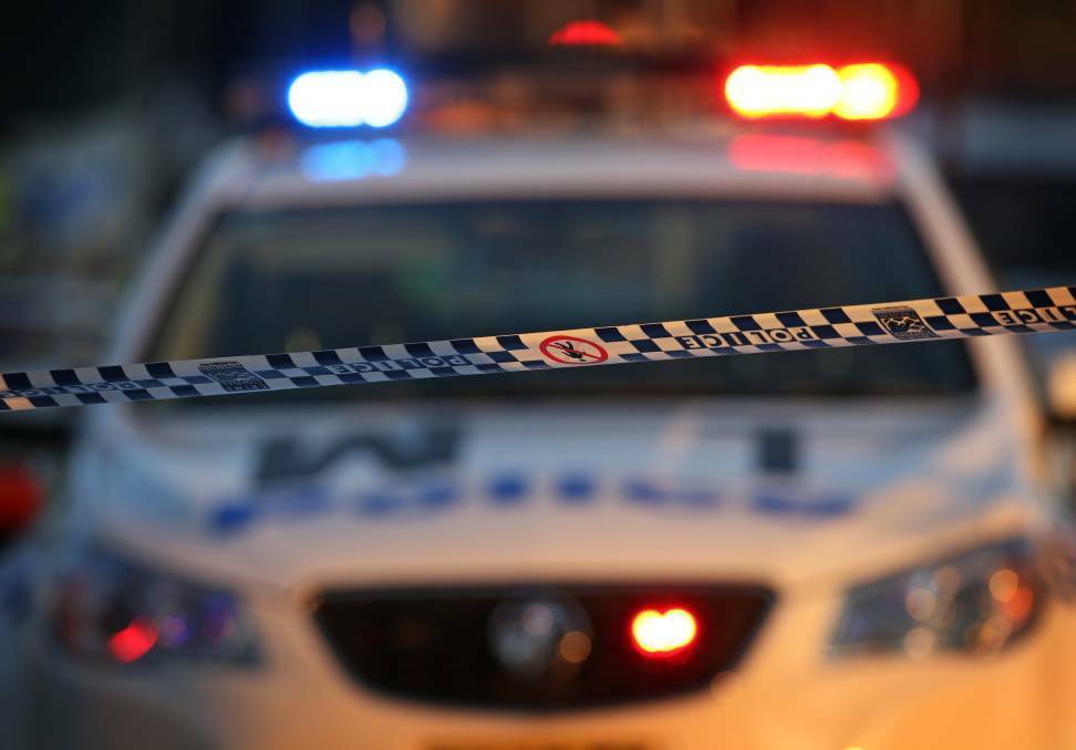 Six arrested after alleged ram raid and police pursuit at Dubbo