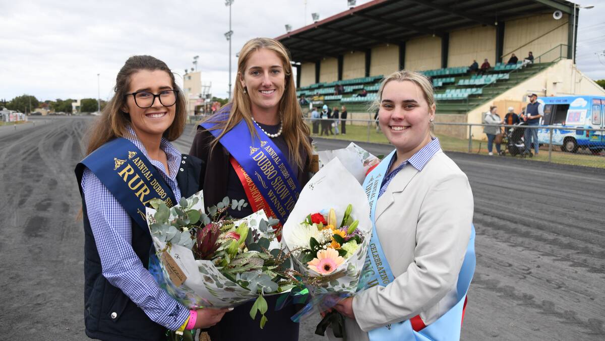 Courtney Knaggs, Savannah Dimmock and Rebecca Hale, competition winners at the 2023 Dubbo Show. Picture by Amy McIntyre