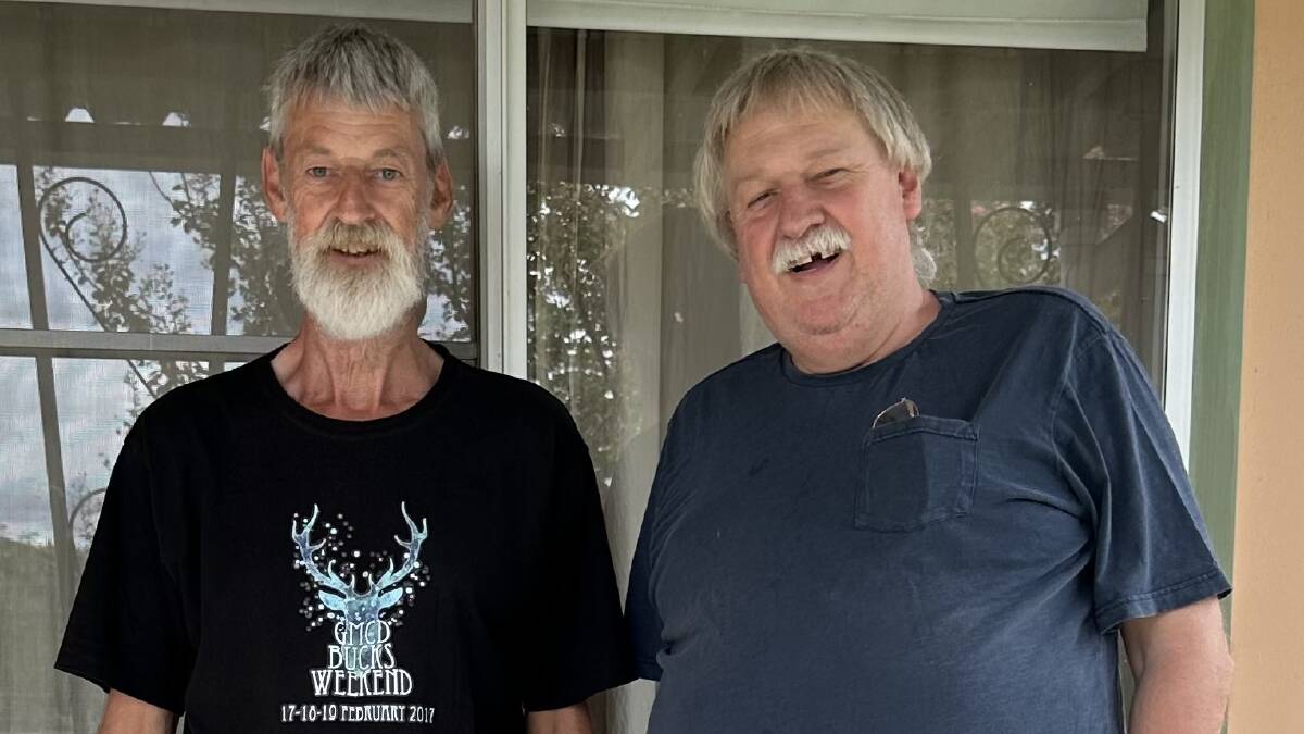 Bruce McDermaid (right) with his brother, Russell McDermaid (left) who was diagnosed with early-onset dementia five years ago. File picture