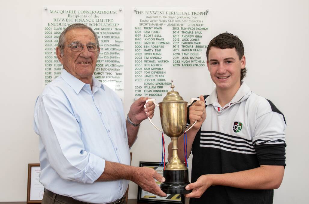 Bob Elliot of Rivwest Finance and Rivwest Perpetual Trophy recipient for 2023, Angus Knaggs. Picture by Belinda Soole