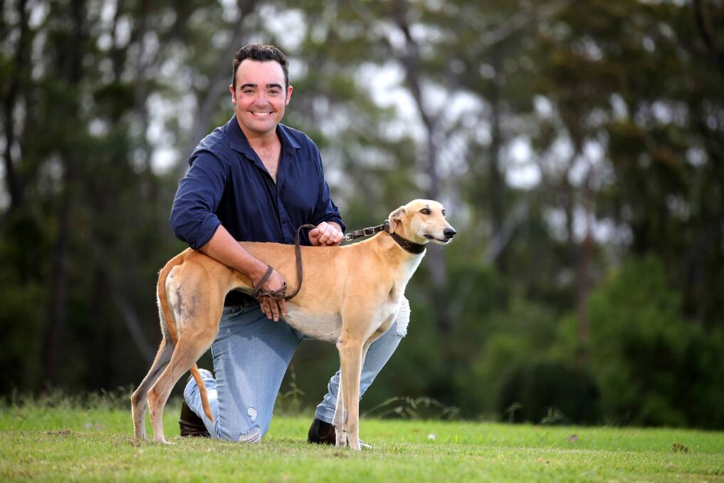 Local entertainer Jason Owen set to perform at the Dubbo Country Classic on March 18. Picture by Ross Schultz