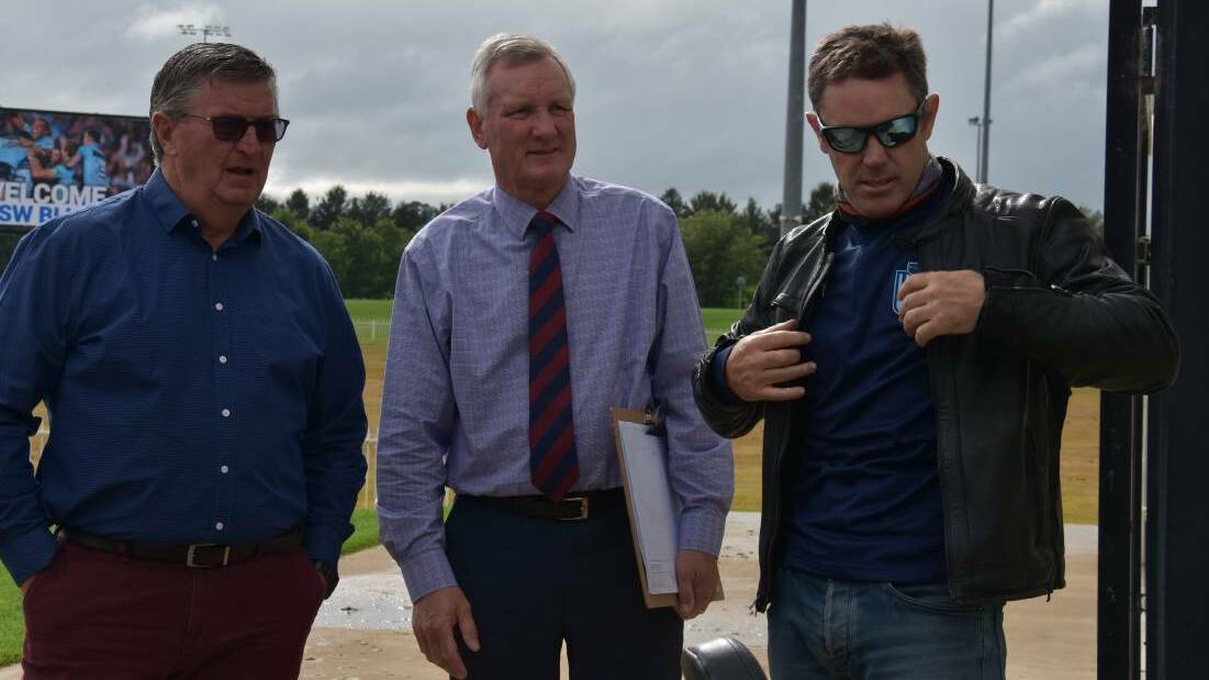 Mid-Western Regional Council mayor Des Kennedy, general manager Brad Cam and NSW Blues coach Brad Fittler at Glen Willow Sporting Complex in 2021. Picture by Jay-Anna Mobbs