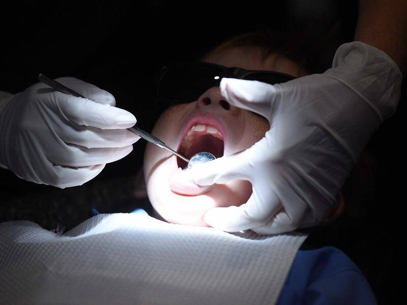 While wait times to see a public dentist have dropped in Victoria but not by enough, dentists say. (Mick Tsikas/AAP PHOTOS)