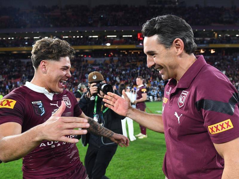 Queensland coach Billy Slater (R) is set to welcome fullback Reece Walsh (L) back into camp. (Jono Searle/AAP PHOTOS)
